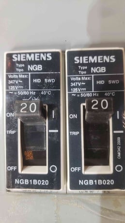 Siemens SB3, Switchboard, 45 KVA Transformer, P1 Panelboard, NGB Breakers, 480 Volts, 3 Phase, 2010 - Image 8
