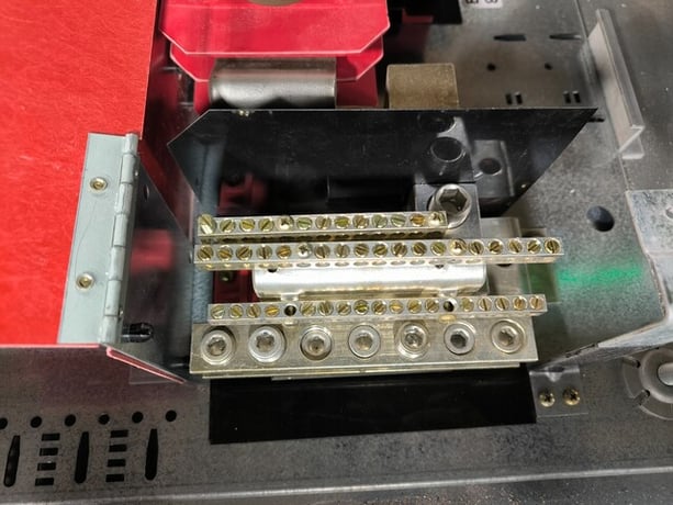 400 Amp. Square D, HCN14524-HCN, I-Line Panelboard, 600 VAC, 18 Space, 3 PH - Image 7