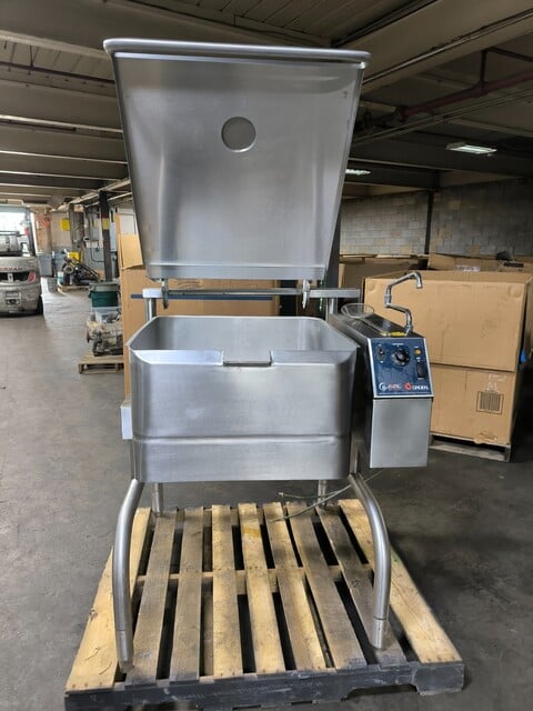 Groen #BPP-30E, Tilt Skillet, 11.5 kW, 208 VAC, 3PH, AS IS - Image 2