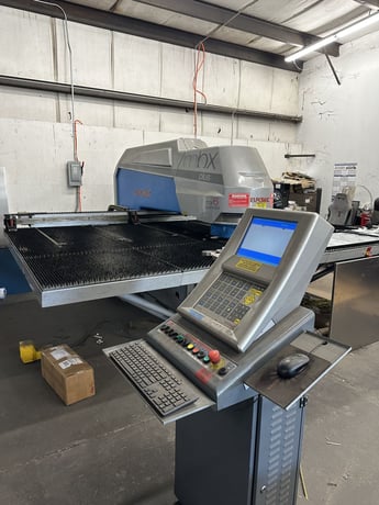 30 Ton, Euromac #MBX-6-Plus, multitool CNC turret punch, 3 bidirectional automatic index stations, 2016 - Image 1