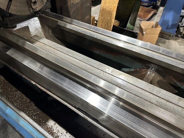 Mazak #M5, CNC lathe, T32 crtl, 24" swing x 126" centers, 4" bore, (2) steady rests, 1990 - Image 8