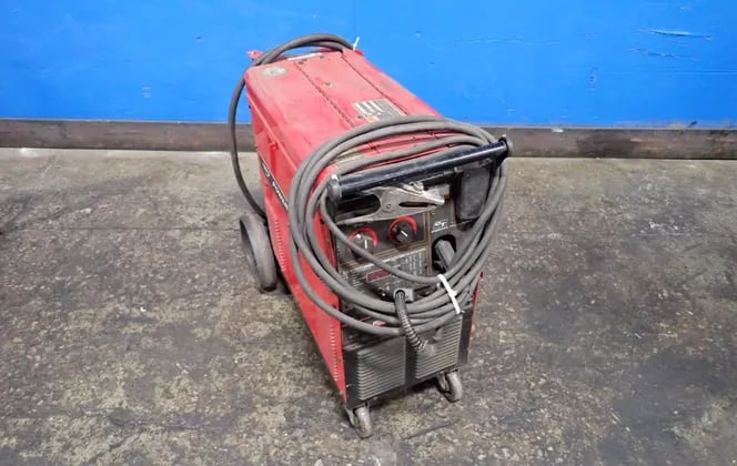 Lincoln Electric #Power-Mig-350MP, Welder, 350 Amps, 34 VDC, 208-575 VAC - Image 1