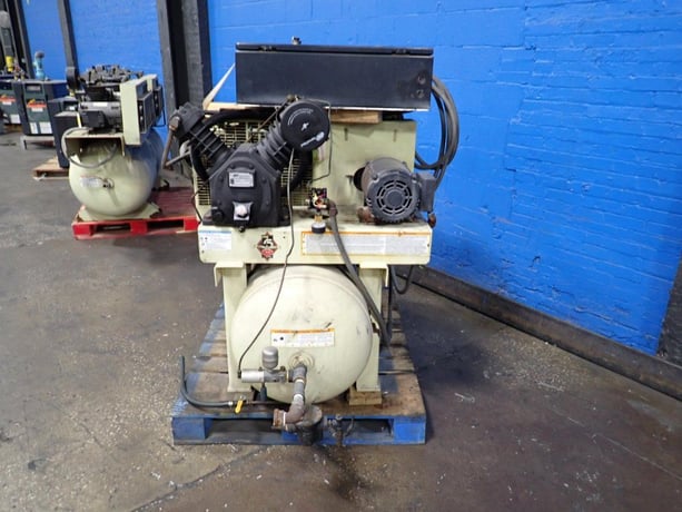 Ingersoll Rand #2475, Air Compressor, 80 gallon Tank, 5 & 3 HP, 1465/1740 RPM, 190-460 V. - Image 2
