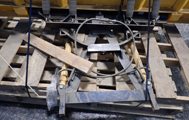 Meyer #C-9, Snow Plow, 108" capacity - Image 4