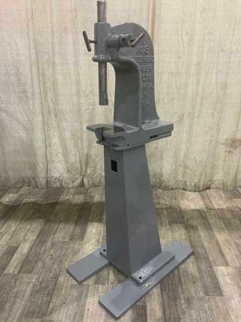3 Ton, Greenerd #3, arbor press on stand, 9 throat, 12" workpiece diameter, 11-1/2" ram travel - Image 6
