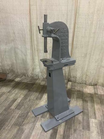 3 Ton, Greenerd #3, arbor press on stand, 9 throat, 12" workpiece diameter, 11-1/2" ram travel - Image 7