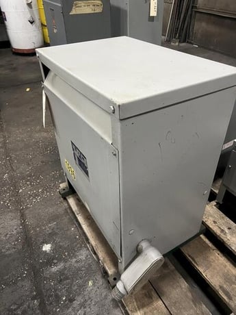 34 KVA 450 Primary, 450Y/266 Secondary, Hevi Duty SCR driver transformer, 3-phase - Image 4