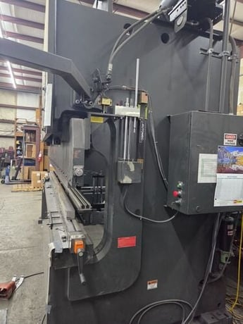 325 Ton, Standard Industrial #AB325-12, CNC hydraulic press brake, 12' overall, 120" between housing, 8" - Image 5