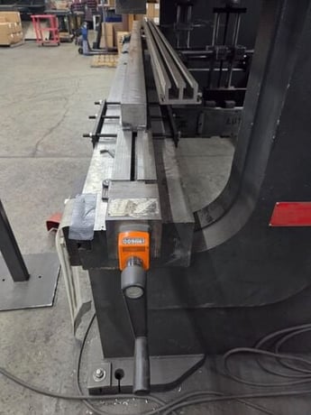325 Ton, Standard Industrial #AB325-12, CNC hydraulic press brake, 12' overall, 120" between housing, 8" - Image 9
