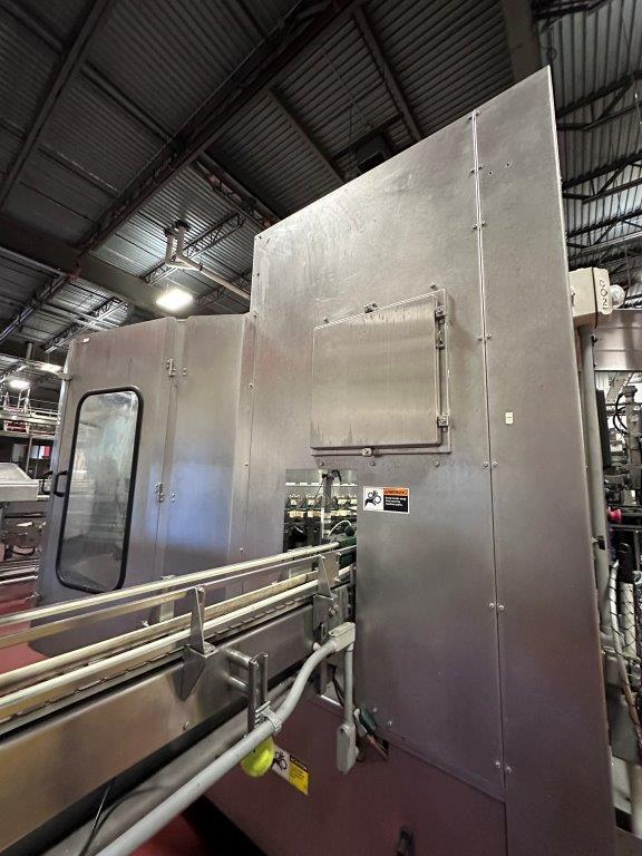 AMBEC, Bottle Filling & Palletizing Line, 12 oz. bottle filling, Krones Solomatic labeler, Filtec FT-50 label - Image 2