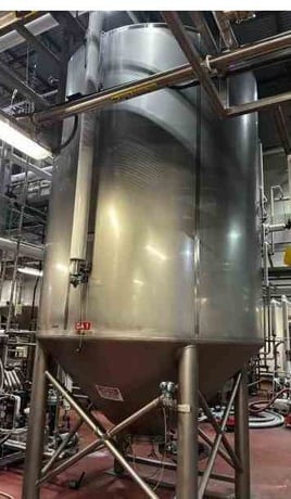 4340 gallon Mueller, Stainless Steel Jacketed Vertical Pressure Tank, 15 psi @ 100°F shell, 100 psi @ 100°F - Image 2