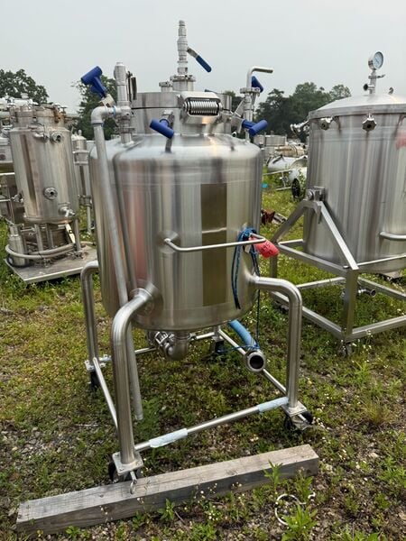 50 gallon Feldmeier, Stainless Steel Jacketed Vertical Pressure Tank, 75 psi @ 200&deg;F, 2021 - Image 6