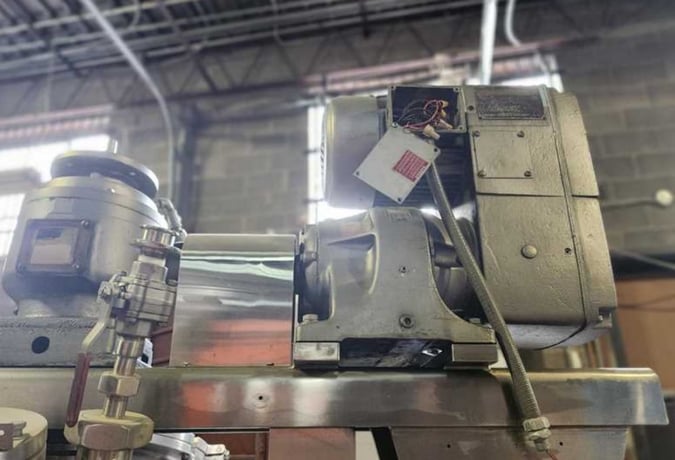 100 gallon J.D. Pardo, Stainless Steel Jacketed Triple Motion Vacuum Processor Kettle - Image 4