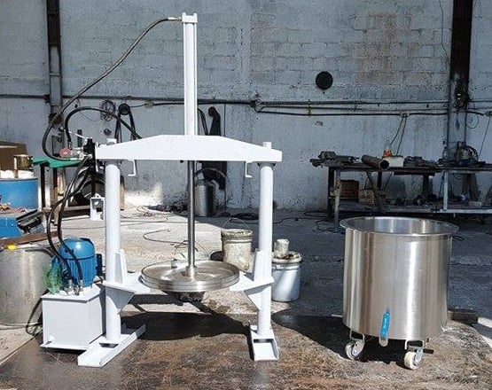 Discharge Press & Mix Can for use with Ross 40-gallon mixers - Image 1