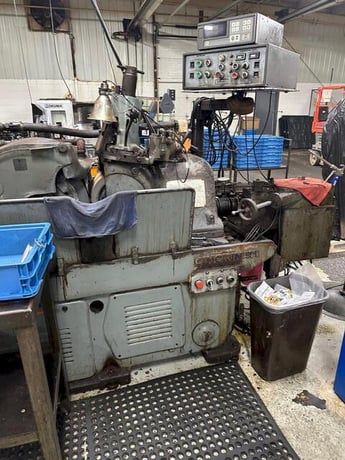 Cincinnati #2-OM, centerless grinder, 3" capacity, 24" diameter grinding wheel, 15 HP - Image 5