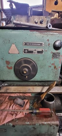 15.7" x 59" TOS #SN-40C, engine lathe, 2.03" spindle bore, 7.5 HP - Image 2