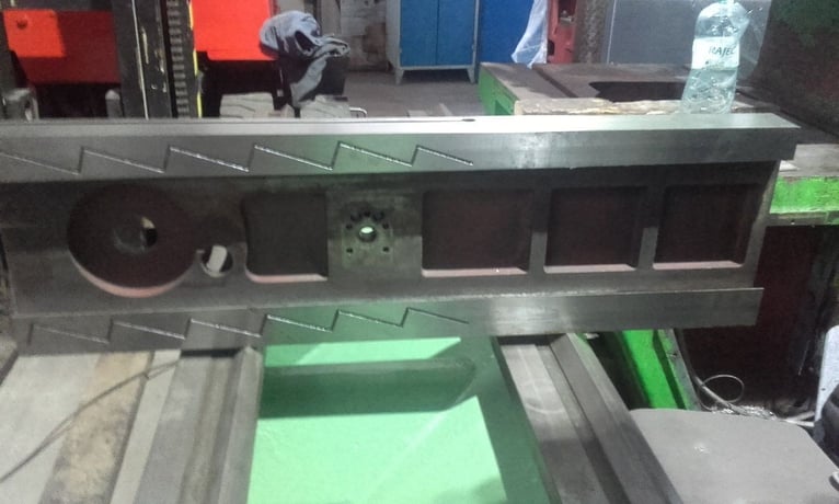 31.5" x 157" TOS Trencin #SUI-80, engine lathe - Image 6