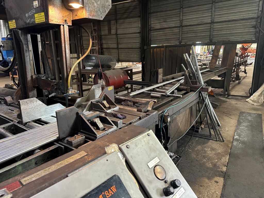 HEM #VT120HA, fully automatic vertical band saw, 2006 - Image 4