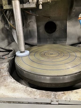 Springfield #2-1/2-ATR, rail-type vertical universal grinder, 36" table, 1980 - Image 3