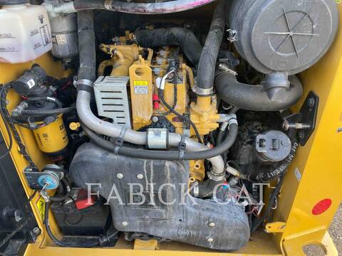 Cat 236D3 C3H2, Skid Steer Loader, 2406 hours, S/N: KXL02626, 2023 - Image 7