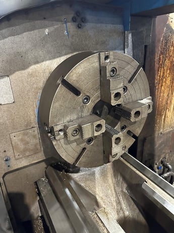 Mazak #M5x3000U, CNC lathe, Mazatrol T32-2 Control, 24" swing, 126" centers, 4-jaw 18" chuck, 4" bar, 1990 - Image 3