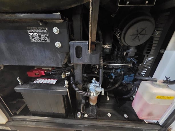 7 KW Shindaiwa #DGK7F, diesel generator set, 120/240 Volts, 1-phase, 11.3 HP @ 3600 RPM, Kubota Z482 engine - Image 7