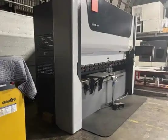 180 Ton, Bystronic #Xpress-160/3100, press brake, 10.2'OA, 9.8" stroke, 14.75 HP, 480 V. - Image 2