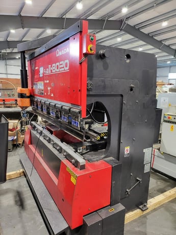80 Ton, Amada #FBD-8024NT, CNC press brake, 6.5'OA, 66.9" between housing, 5.91" stroke, 15.75" throat - Image 3