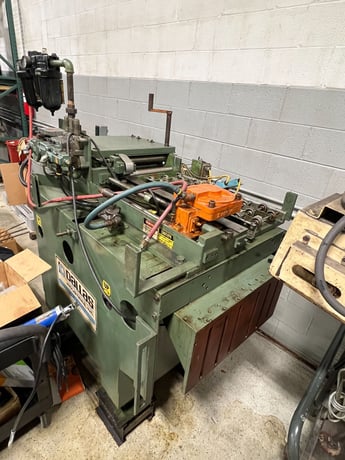 18" x .14" Dallas #D325, Air Feeder w/ Pull Thru Straightener, Manual Adjusting Cabinet - Image 4
