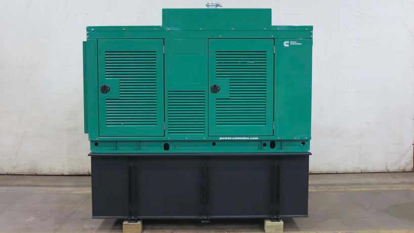 300 KW Cummins #DQDAC, diesel generator set, 120/208 Volts, 464 HP @ 1800 RPM, QSL9-G7 engine, EPA Tier 3 - Image 1