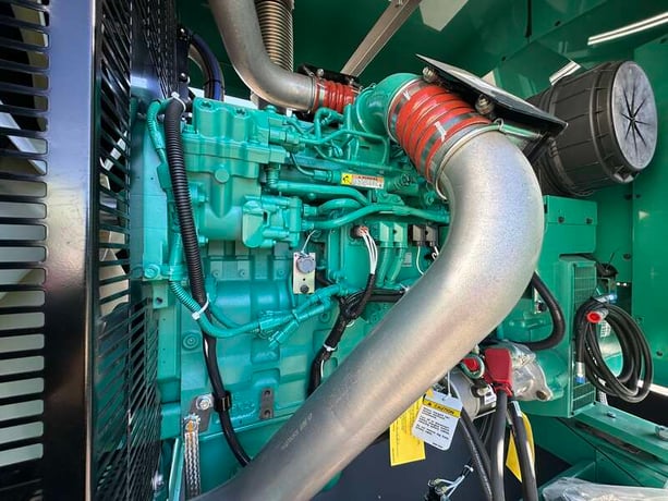 300 KW Cummins #DQDAC, diesel generator set, 120/208 Volts, 464 HP @ 1800 RPM, QSL9-G7 engine, EPA Tier 3 - Image 7