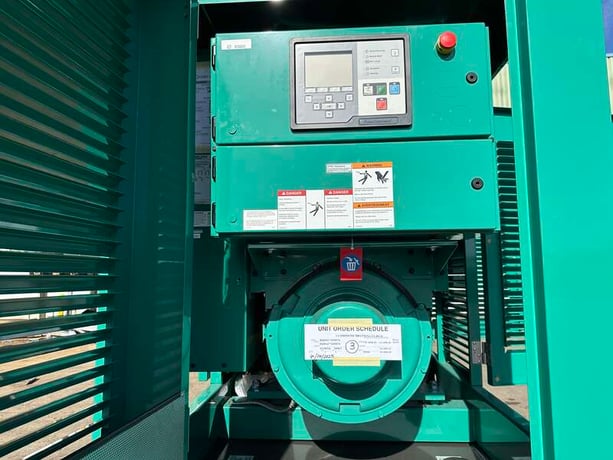 300 KW Cummins #DQDAC, diesel generator set, 120/208 Volts, 464 HP @ 1800 RPM, QSL9-G7 engine, EPA Tier 3 - Image 8
