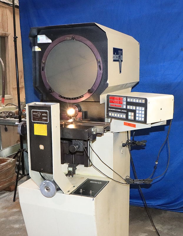 14" Microvu #Spectra, optical comparator, Quadra-Chek 2000 digital read out w/ programmable Geo. Funct., 10X - Image 1