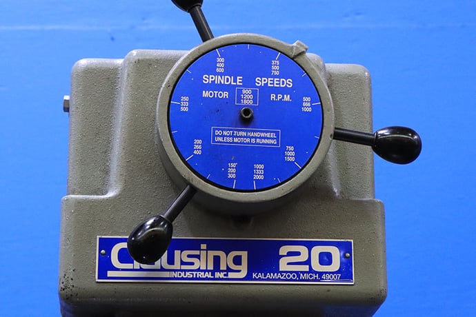 20" Clausing #2275, variable speed drill press, 6.5" spindle travel, 1-1/2 HP, #3MT, T-Slotted table & base - Image 4