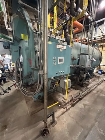 350 HP Cleaver-Brooks #CBI-200-350-150, Firetube Steam Boiler, Natural gas, 150 PSI, 97.5 GPM, 2000 - Image 2