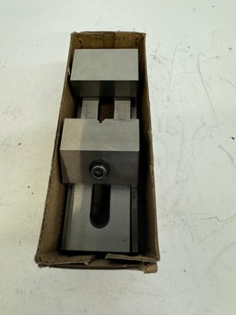 Phase II Precision Screwless Vise 235-302 | 2 in. Jaw Width, 0 to 3.15 in. Jaw Opening - Image 4