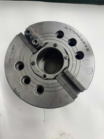 Samchully 4-Jaw Hydraulic Power Chuck HST-10 | 10 In. Chuck Diameter - Image 2