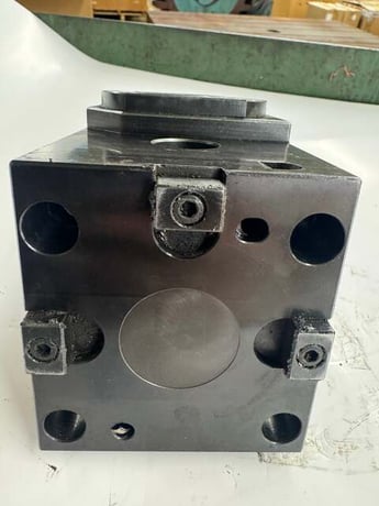 Sandvik Coromant Clamping Unit C5-TRI-BT65A | BMT65 | Capto C5 Workpiece Connection | Orientation: Radial | - Image 4