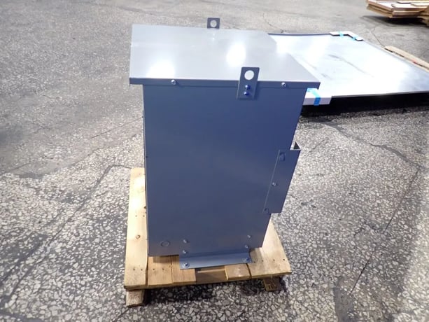 30 KVA, 460 Delta Primary, 208 Delta Secondary Rex #BC30H1-B/Z3, Transformer, 3ph, Type 3R - Image 5