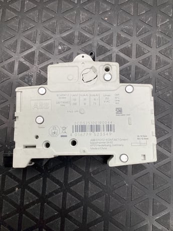 ABB #2CDS251001R0044, MINI CIRCUIT BREAKER 4A DIN RAIL - Image 2