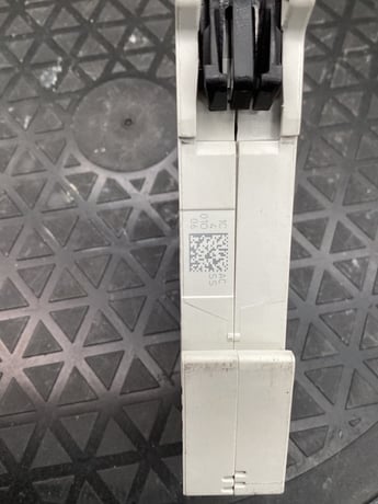 ABB #2CDS251001R0044, MINI CIRCUIT BREAKER 4A DIN RAIL - Image 5