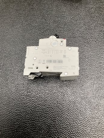 ABB #2CDS252001R0064, MINI CIRCUIT BREAKER 6A 2P DIN RAIL - Image 2
