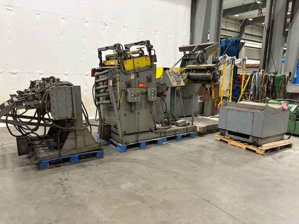 Rowe #7530-DSJ, REEL & B-30 FEEDER STRAIGHTENER COMBO - Image 2
