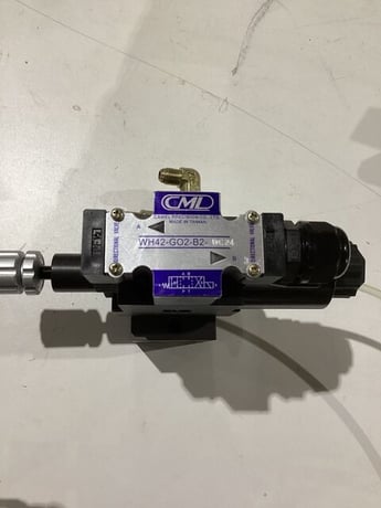 Cmi #WH42-GO2-B2-DC24, HYDRAULIC PUMP 24VDC - Image 1
