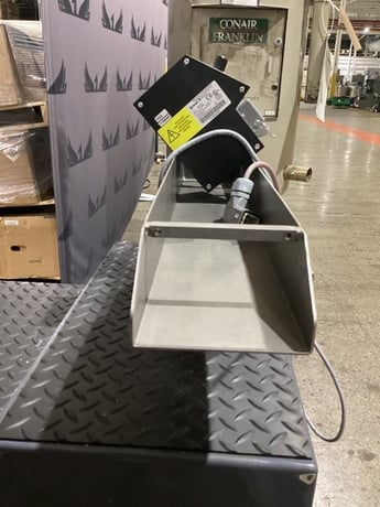 RNA #SLL400-400, ESG1000 W/ SLL400-400 Vibratory Feeder System - Image 3