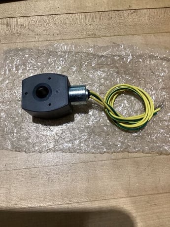 Asco #272814-032-D, SOLENOID VALVE COIL 120V 16.1W - Image 2