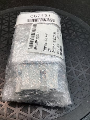 Aventics #R503A2B50MA00F1, SOLENOID VALVES - Image 2