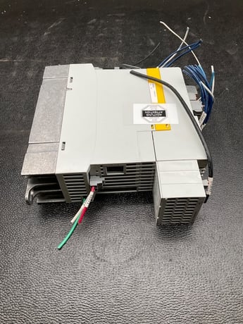 0.75KW Lenze #E84AVTCE7512SB0, FREQUENCY INVERTER 0.75KW - Image 4