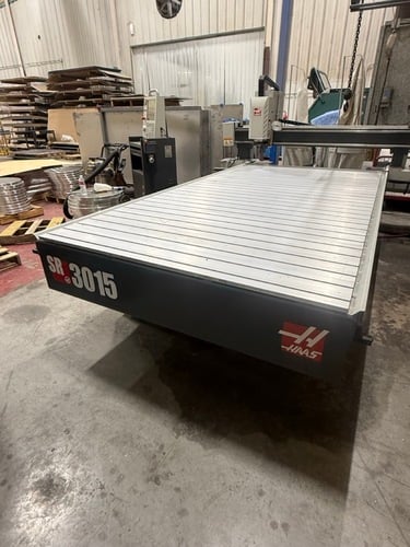 Haas #SR-3015, CNC Router, 118" x59" x7.1" travel, 10 HP, 18000 RPM, 8 tool, 5' x10' table, Haas CNC, dust - Image 6
