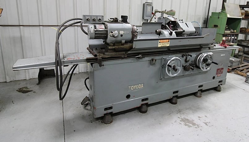 Toyoda #GUP 28-100, Cylindrical Grinder, 12" x 40" Capacity, Internal Attachment, 1984 - Image 7